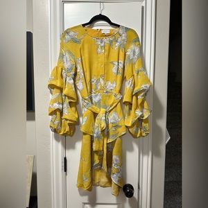 New with tags. Never worn. Chriselle J.O.A size M